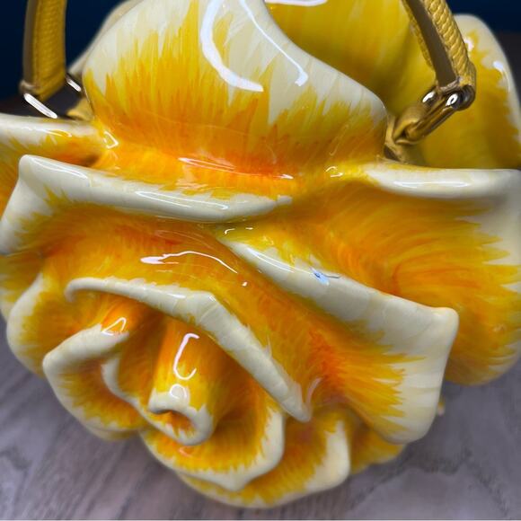 Dolce & Gabbana Yellow Rose Dolce Box Bag in Painted Resin Crossbody damaged - Picture 12 of 12